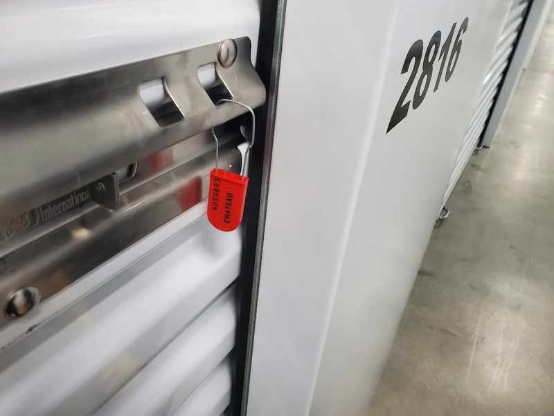 1-800-Self-Storage.com on Southfield  auction IB-2387 10