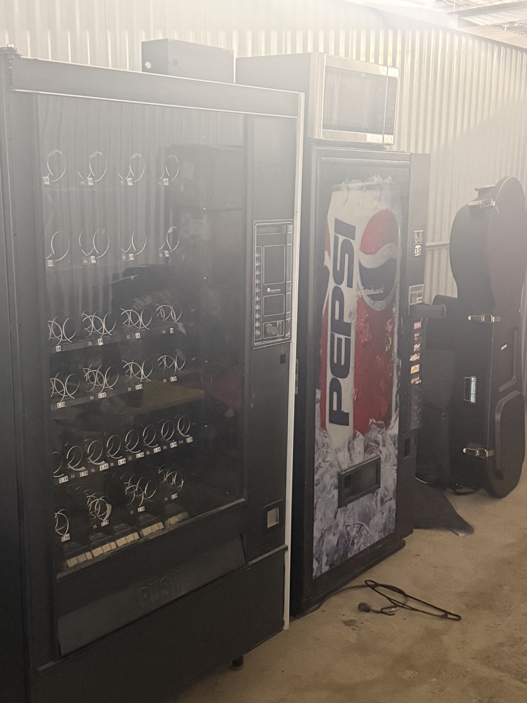 Montreal Mini-Storage - Dollard  auction IB-3099 40