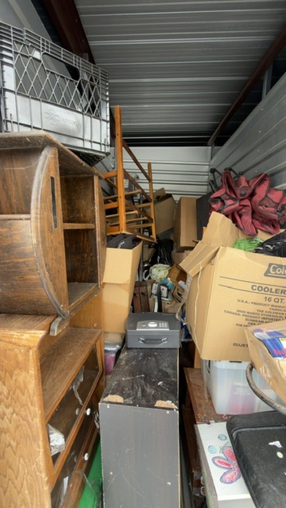 Sto n Go North Bay  auction IB-2415 40