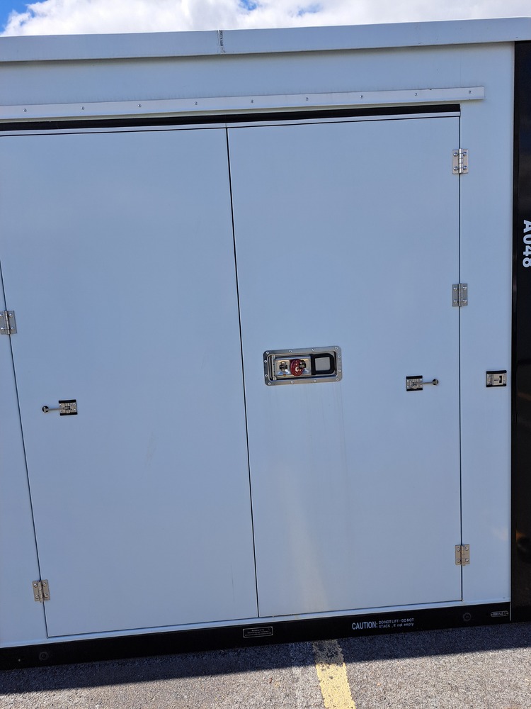 Montreal Mini-Storage - La Prairie  auction IB-3560 30