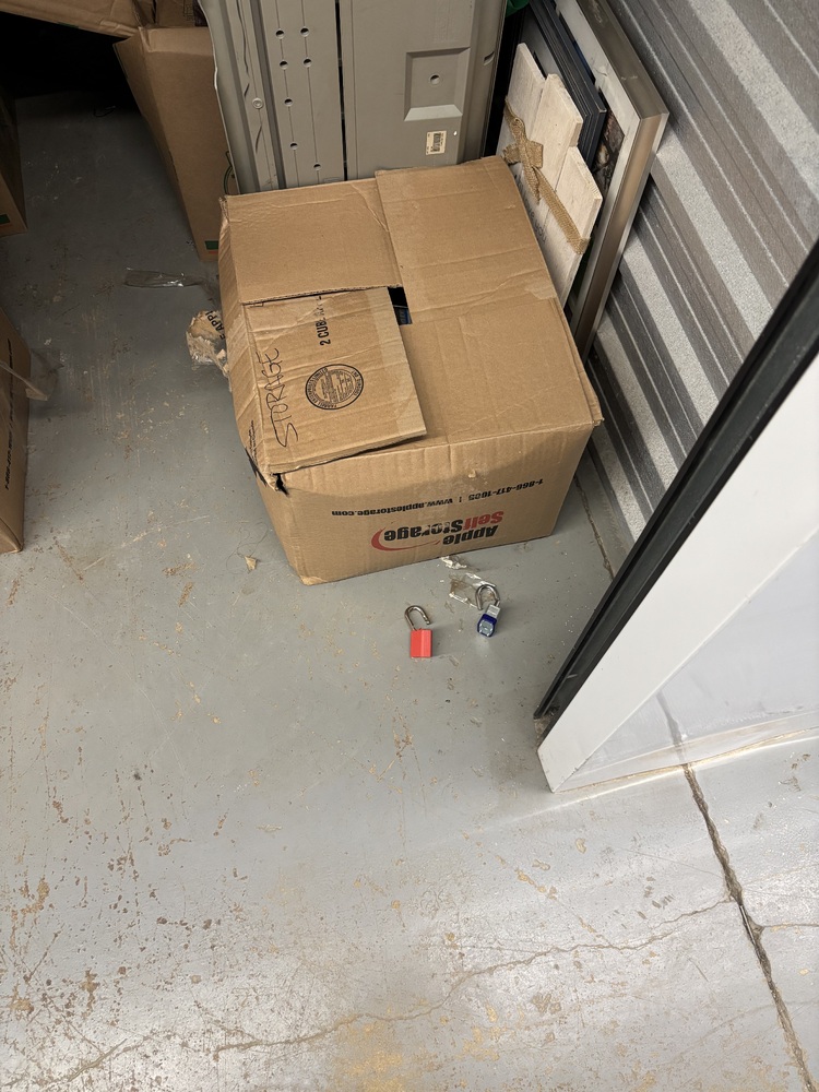 2750 - StorageMart Morrow Rd. Barrie  auction IB-3896