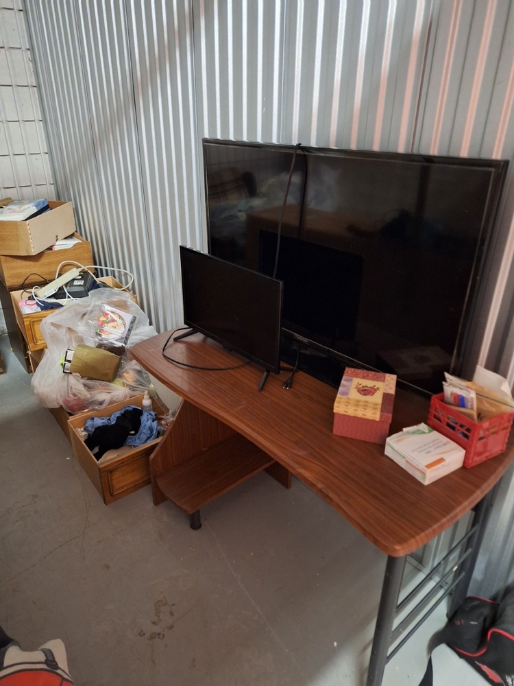 3010 - StorageMart Bell Farm Rd. Barrie  auction IB-7902
