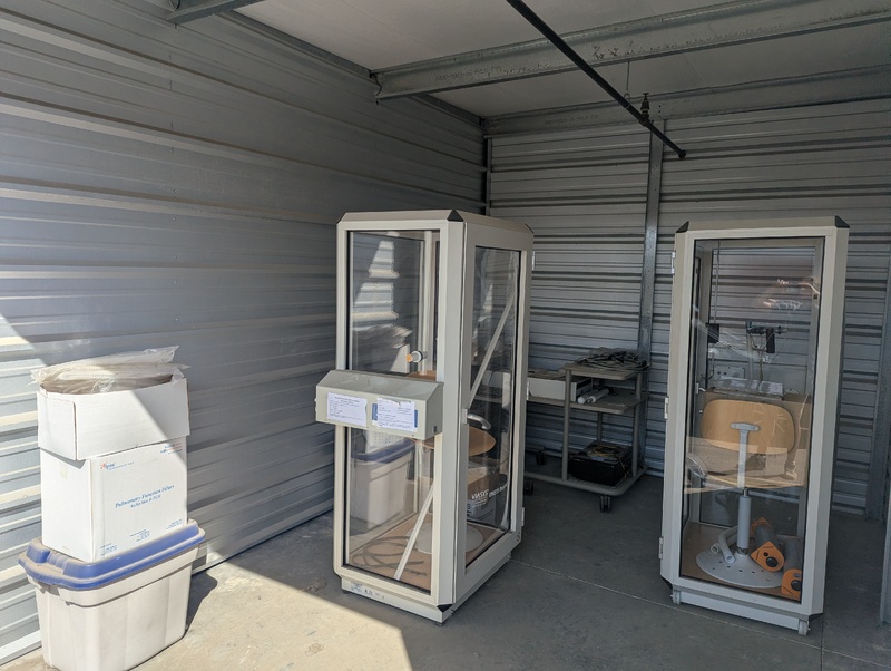 2551 - StorageMart Deerfoot Trail & Yankee Valley  auction IB-5289 10