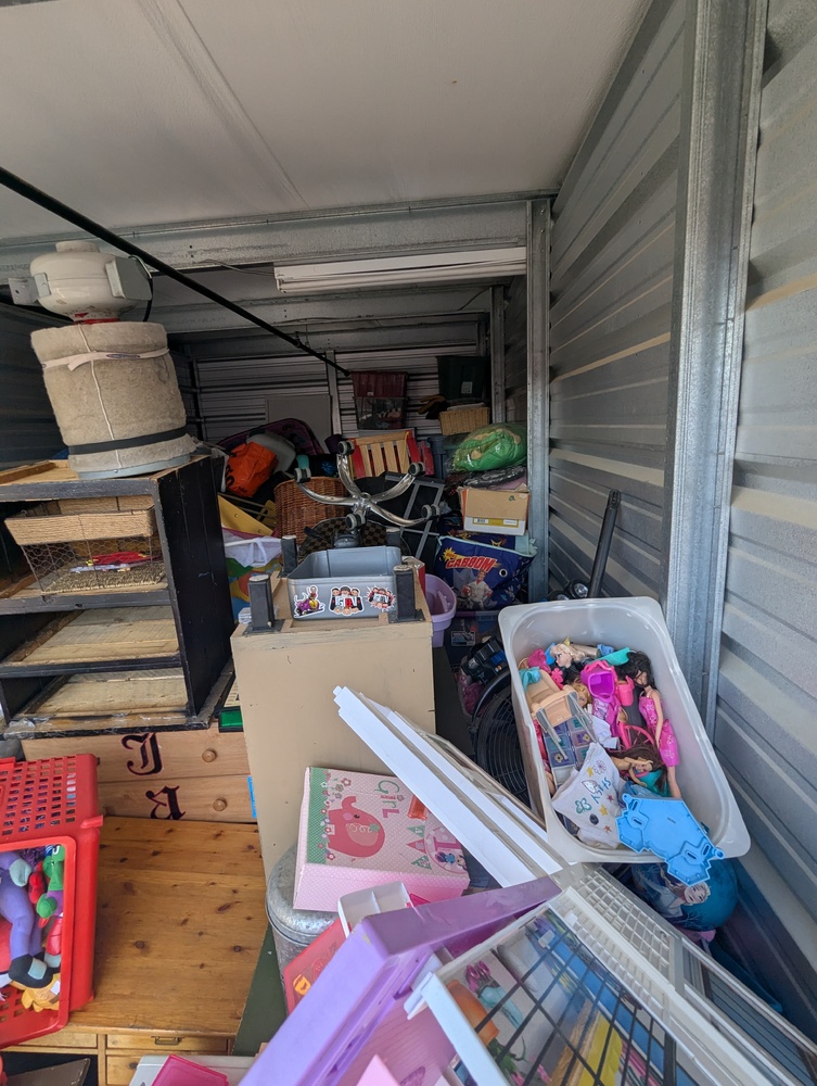 2551 - StorageMart Deerfoot Trail & Yankee Valley  auction IB-1283 50