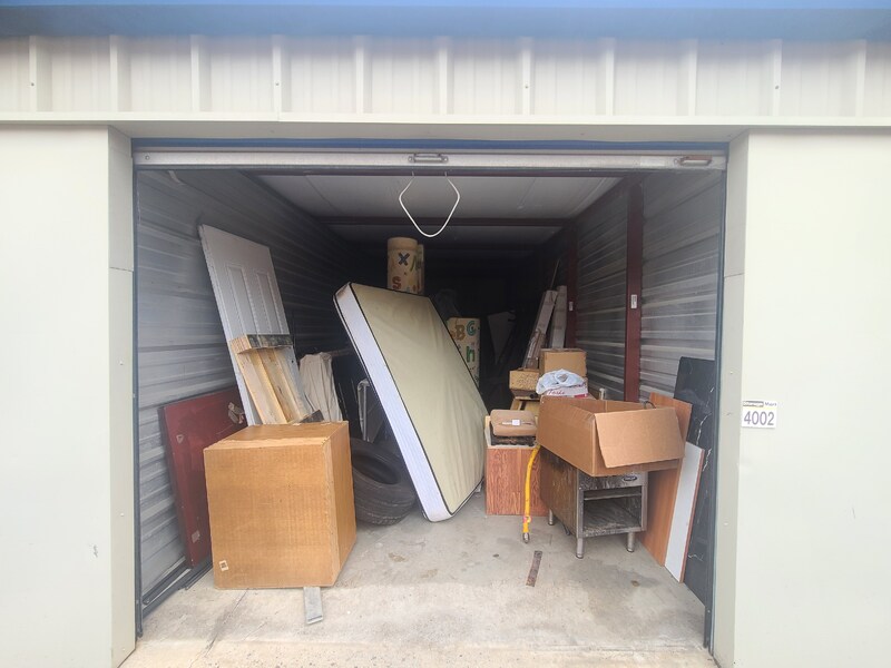 3013 - StorageMart Todd Baylis Blvd Toronto  auction IB-5975
