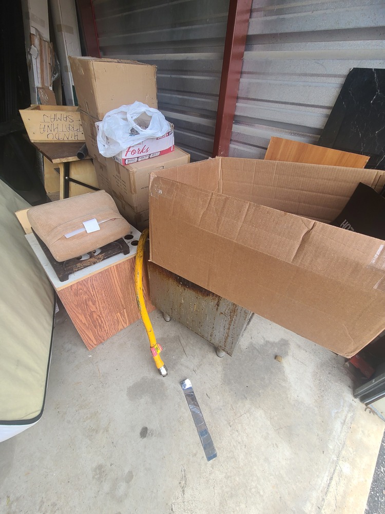 3013 - StorageMart Todd Baylis Blvd Toronto  auction IB-5975 30