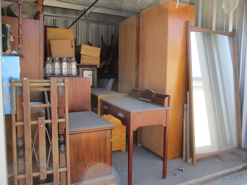 3201 -StorageMart  Hwy 11 & Clarence Ave S   auction IB-9494 10