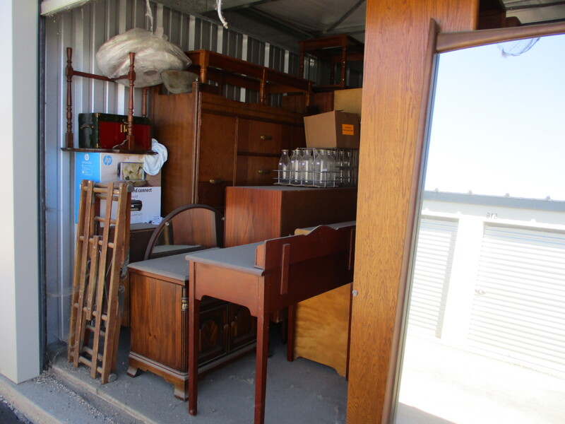 3201 -StorageMart  Hwy 11 & Clarence Ave S   auction IB-9494 30