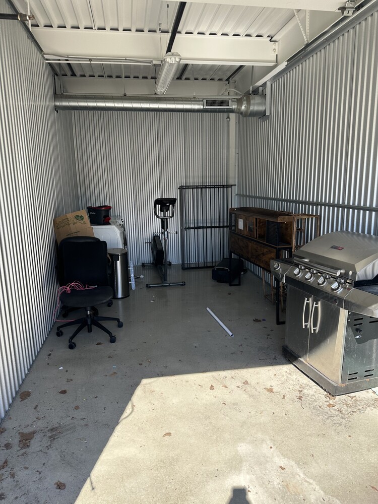 1-800-Self-Storage.com of Plymouth  auction IB-2395 10