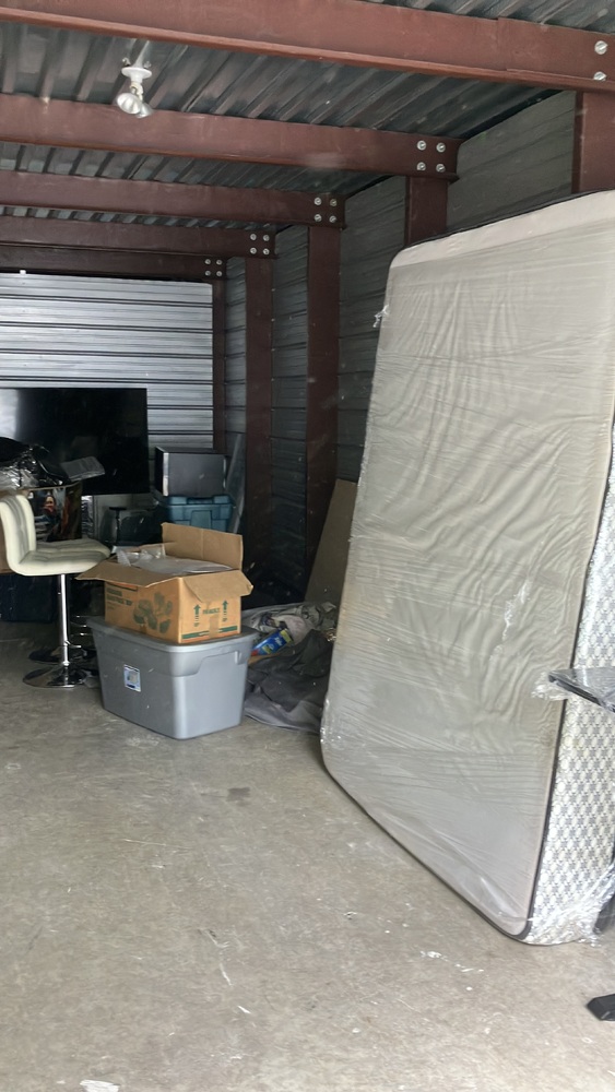 Advanced Self Storage  - North Vancouver  auction IB-4796