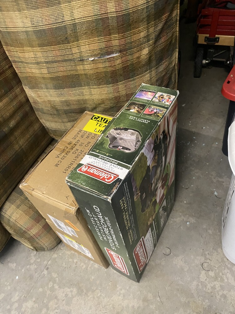 2771 -StorageMart  Wonderland Road North  auction IB-6448 10