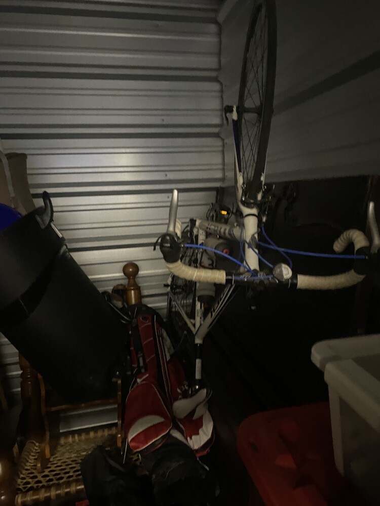 2771 -StorageMart  Wonderland Road North  auction IB-6448 40