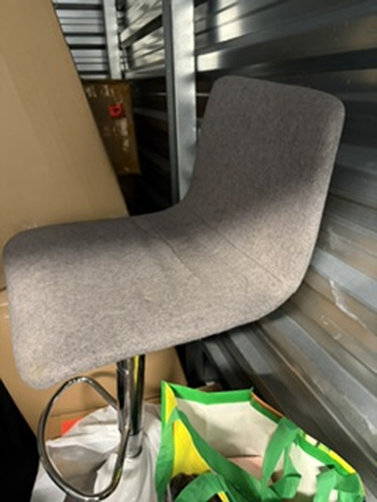 3001 - StorageMart Commissioners Rd W  auction IB-8346 40