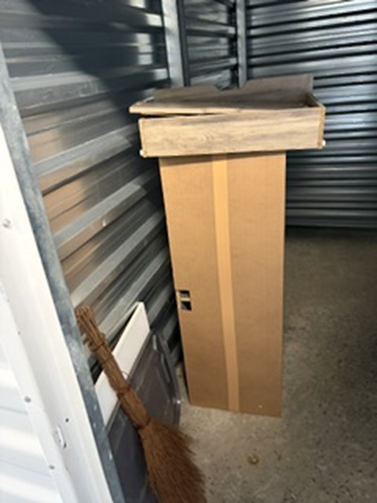 3001 - StorageMart Commissioners Rd W  auction IB-4155