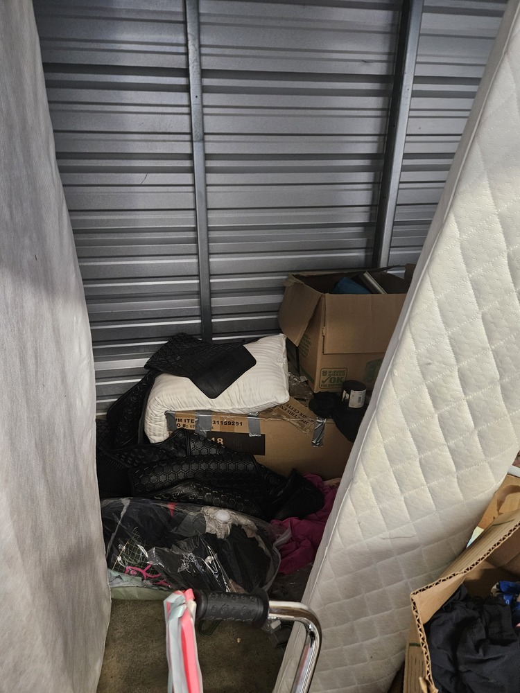 2772 - StorageMart Wharncliffe Rd S  auction IB-9808