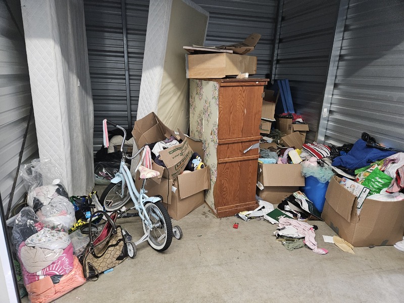 2772 - StorageMart Wharncliffe Rd S  auction IB-9808 80