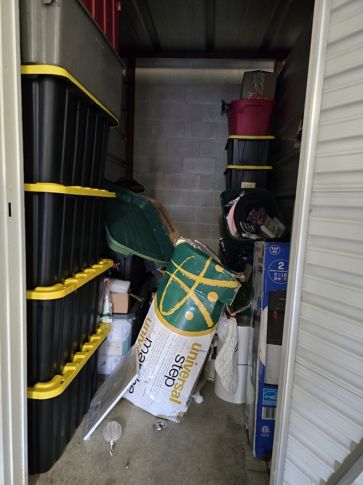 3003 -StorageMart  Adelaide St  auction IB-8774 40