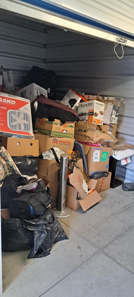 3008 - StorageMart Kipling  auction IB-3695