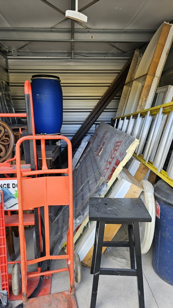 Storage One - Niagara Falls  auction IB-2491