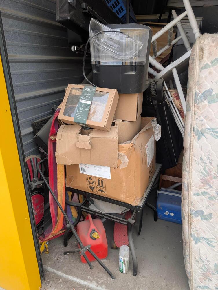 2552 - StorageMart Winterburn RD and 115 Ave  auction IB-8614 10
