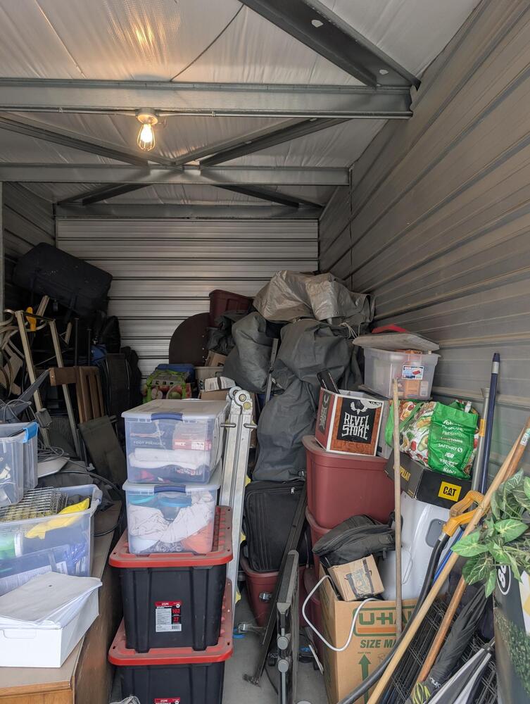 2552 - StorageMart Winterburn RD and 115 Ave  auction IB-2812 10