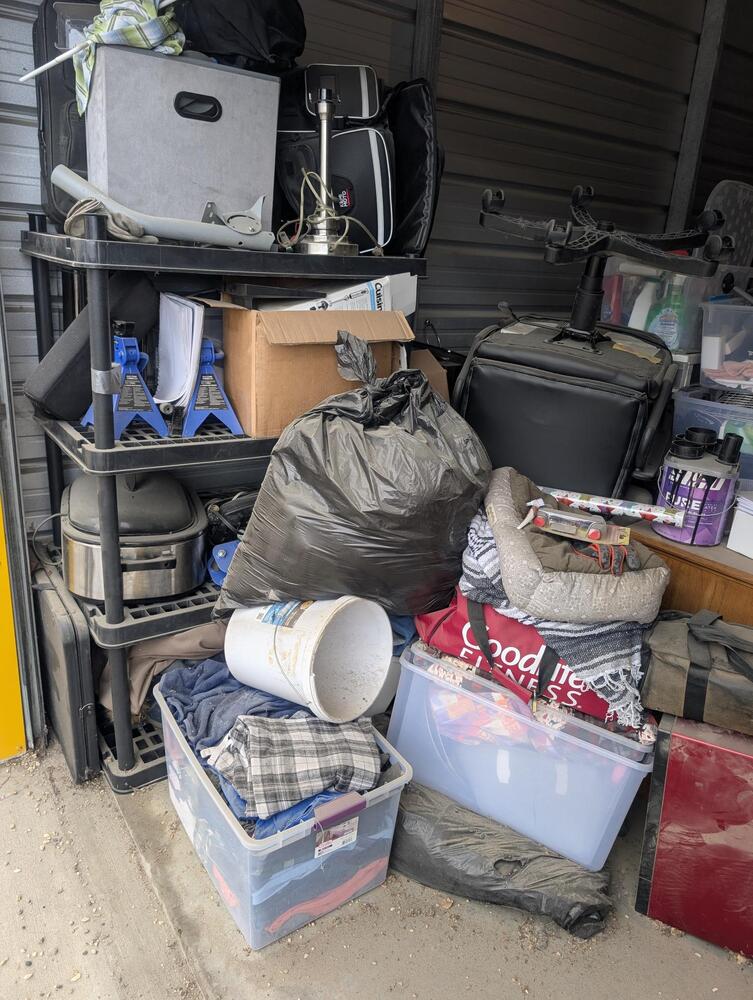 2552 - StorageMart Winterburn RD and 115 Ave  auction IB-2812 40