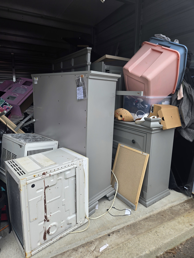 1-800-Self-Storage.com of Grand Blanc  auction IB-1442 10