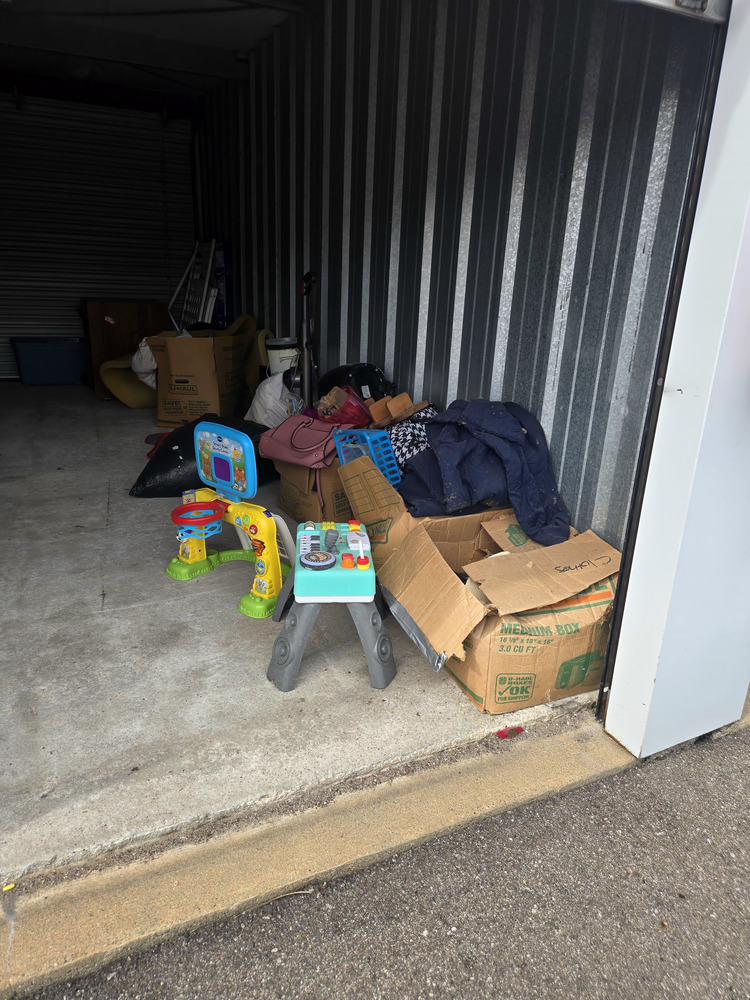 1-800-Self-Storage.com of Grand Blanc  auction IB-6922 10