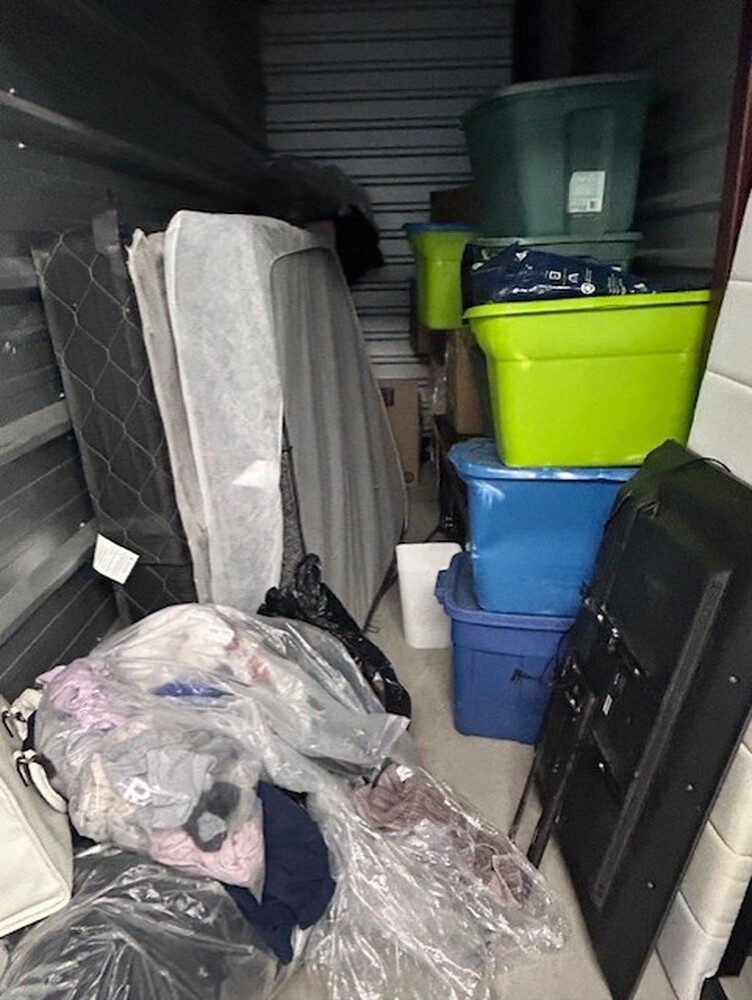 3032 -StorageMart  Ajax  auction IB-3484 20