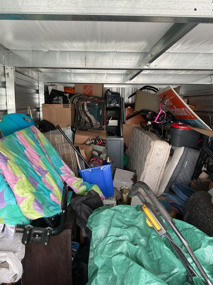 SmartStop Self Storage - Mapleview Drive   auction IB-3890