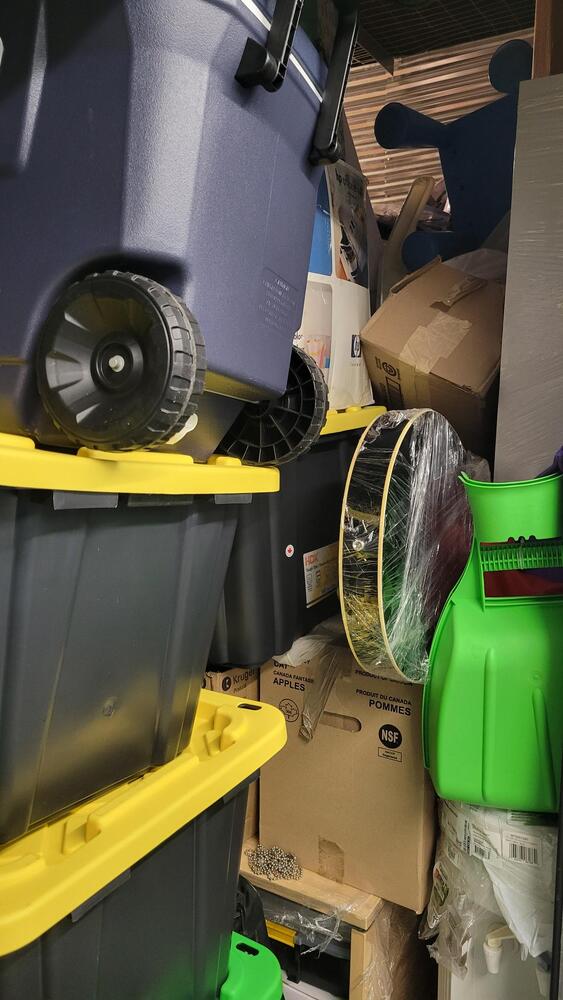 3021 - StorageMart OConnor Drive Toronto  auction IB-3921 30