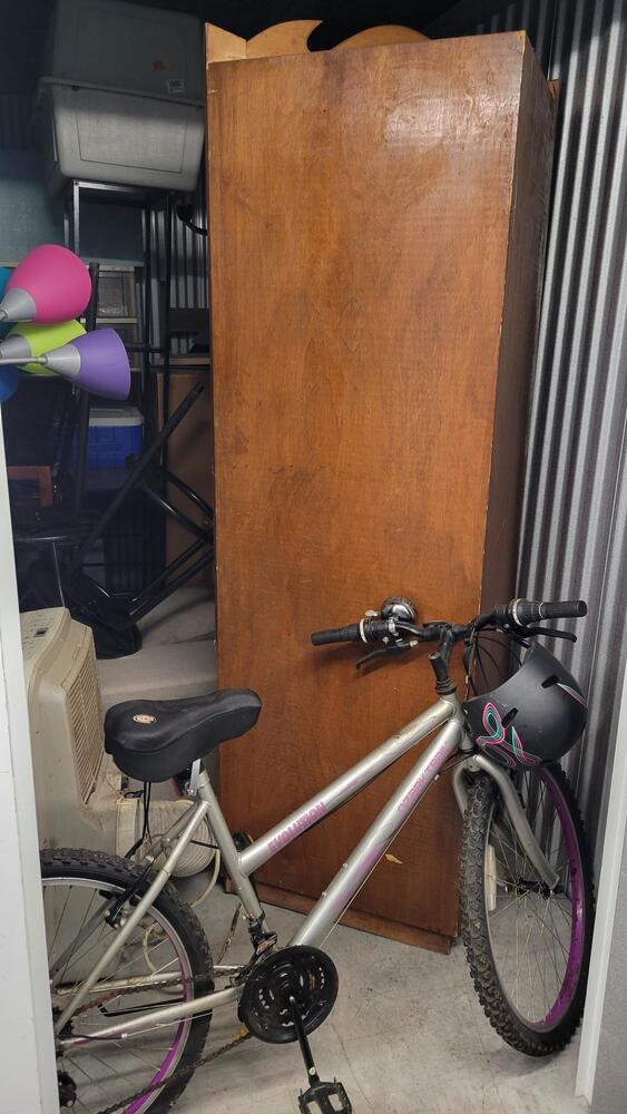 3021 - StorageMart OConnor Drive Toronto  auction IB-3503