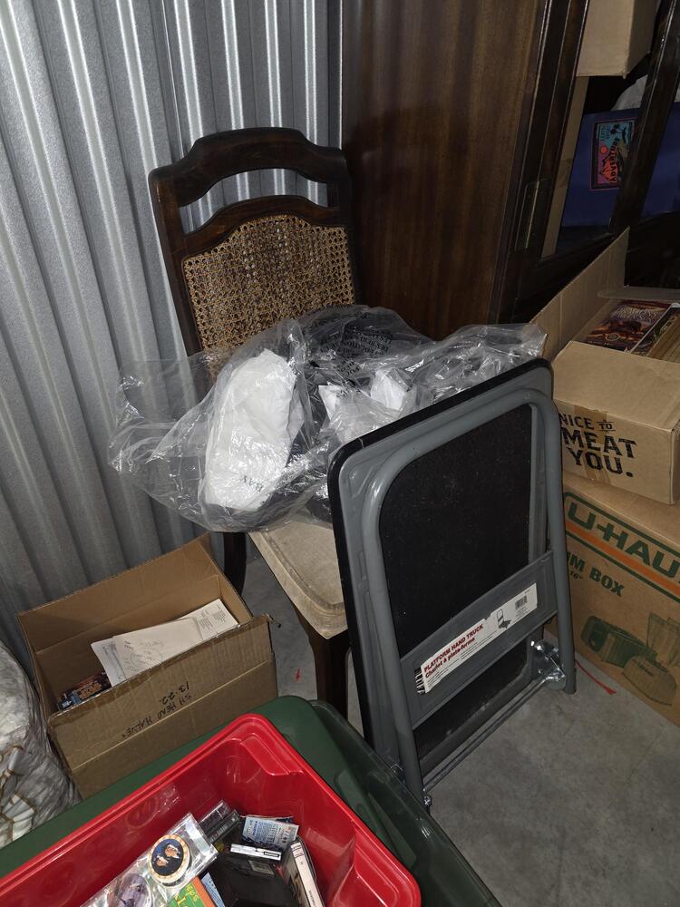 3401 - StorageMart SE Marine Dr & Knight St  auction IB-9841 60