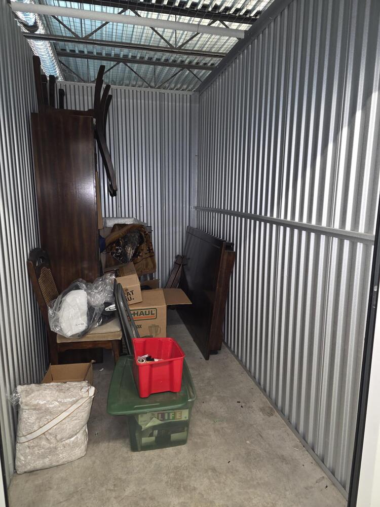 3401 - StorageMart SE Marine Dr & Knight St  auction IB-9841 70