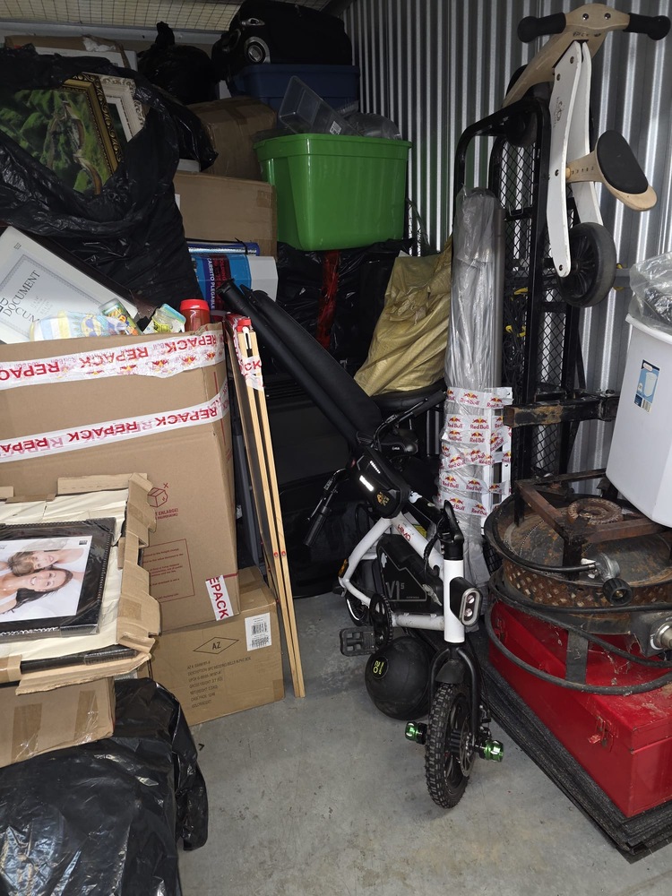 3401 - StorageMart SE Marine Dr & Knight St  auction IB-3100 50