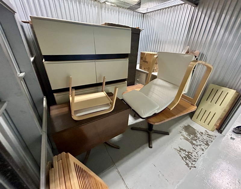 Elite Self Storage South Edmonton  auction IB-4500 40