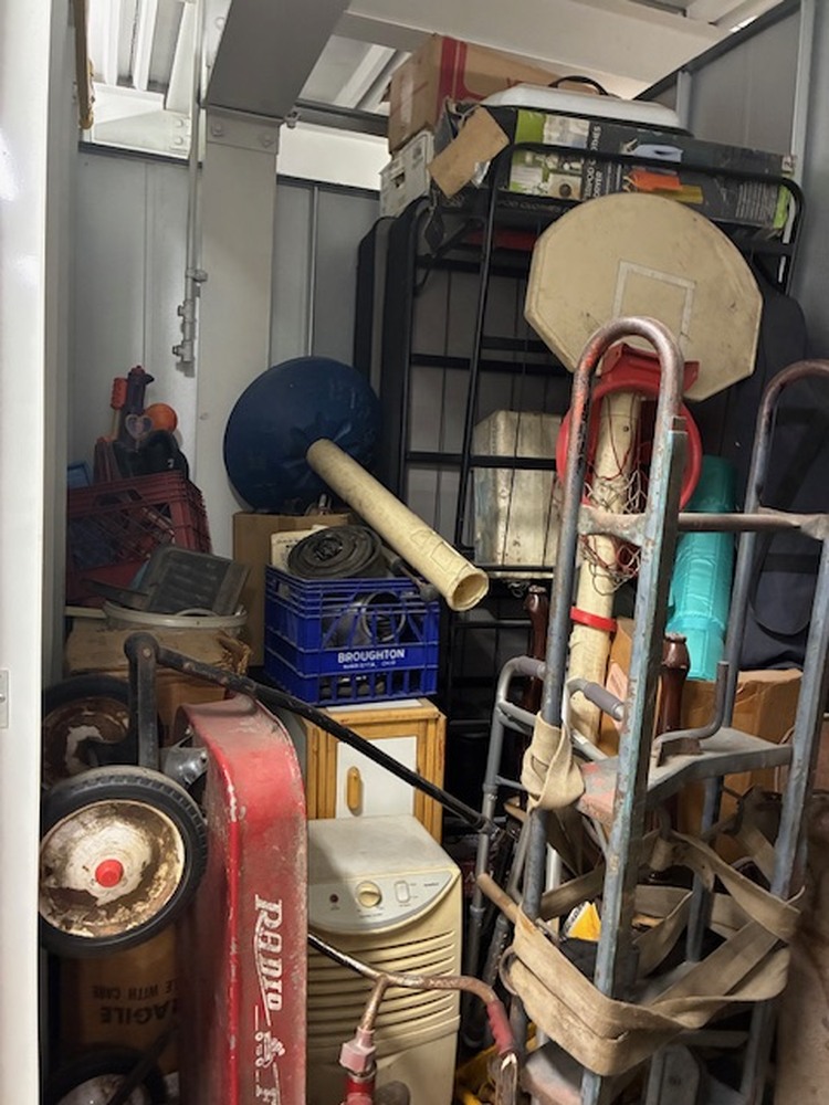 STORExpress - McKeesrocks  auction IB-1459 10