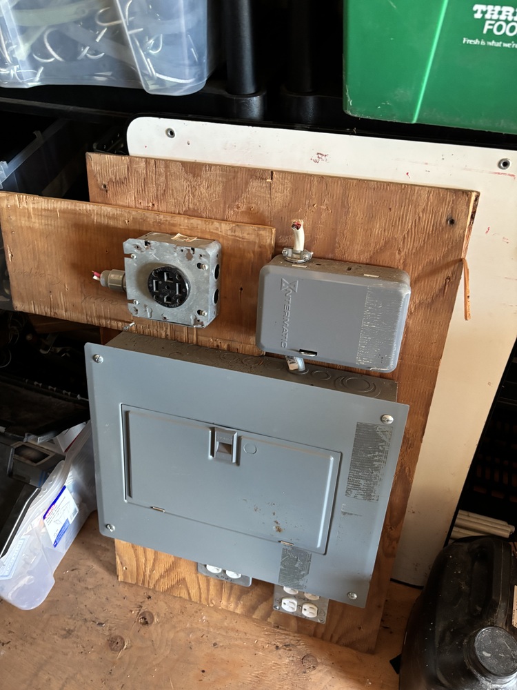 Parksville Qualicum Self Storage  auction IB-6323 190