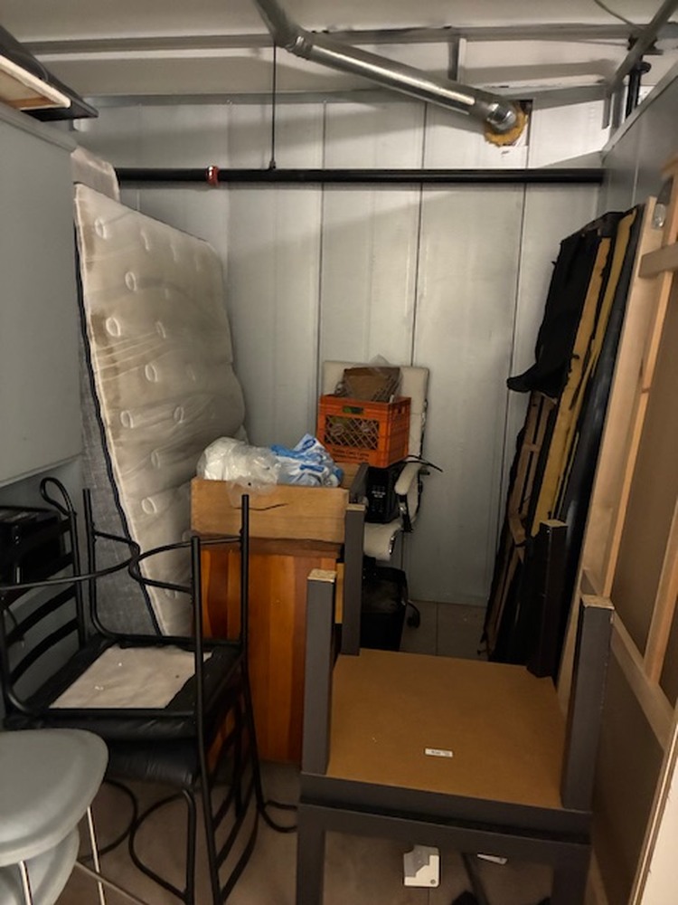 STORExpress - McKeesrocks  auction IB-4029 30