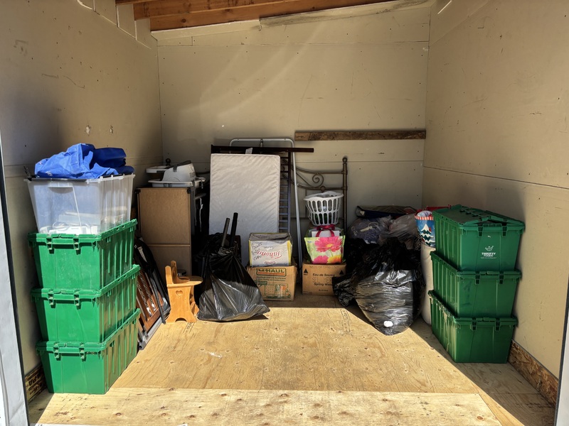 Parksville Qualicum Self Storage  auction IB-2750
