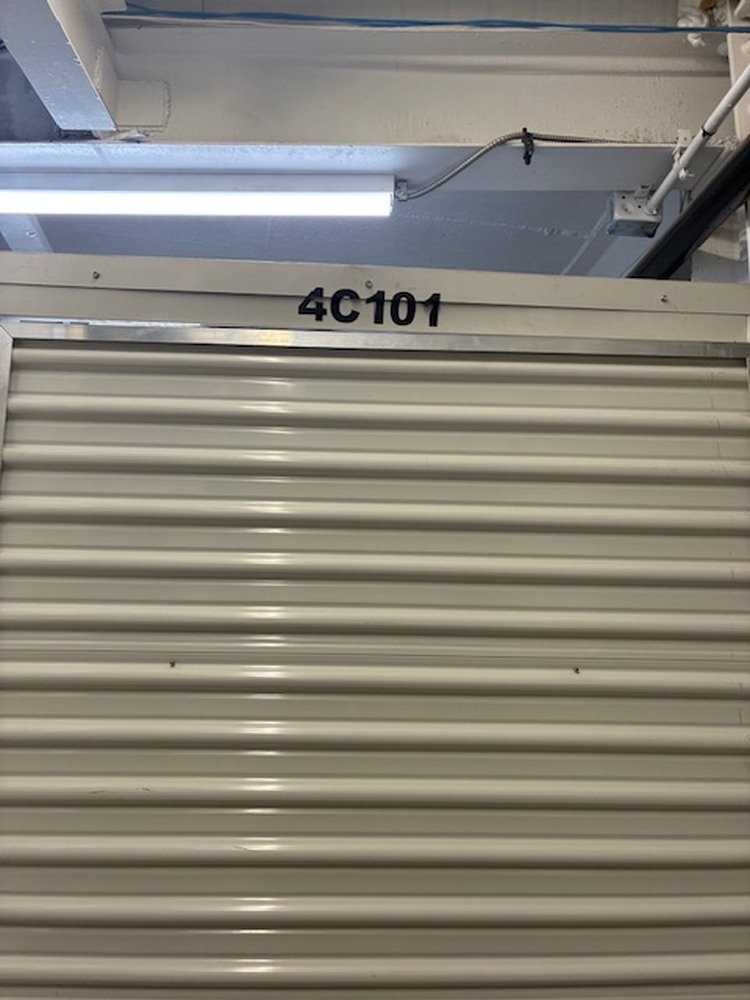STORExpress - McKeesrocks  auction IB-4057