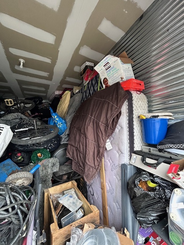 3034 - StorageMart Oshawa  auction IB-6113 50