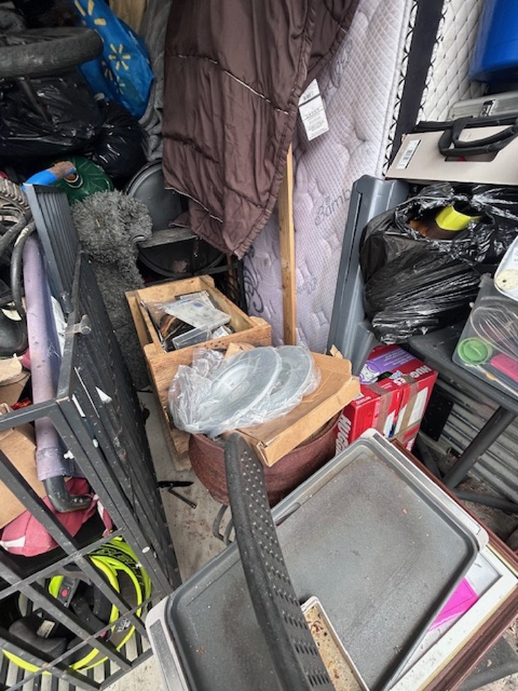 3034 - StorageMart Oshawa  auction IB-6113 70