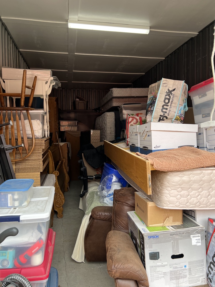 1-800 Stow & Go Self Storage  auction IB-2175