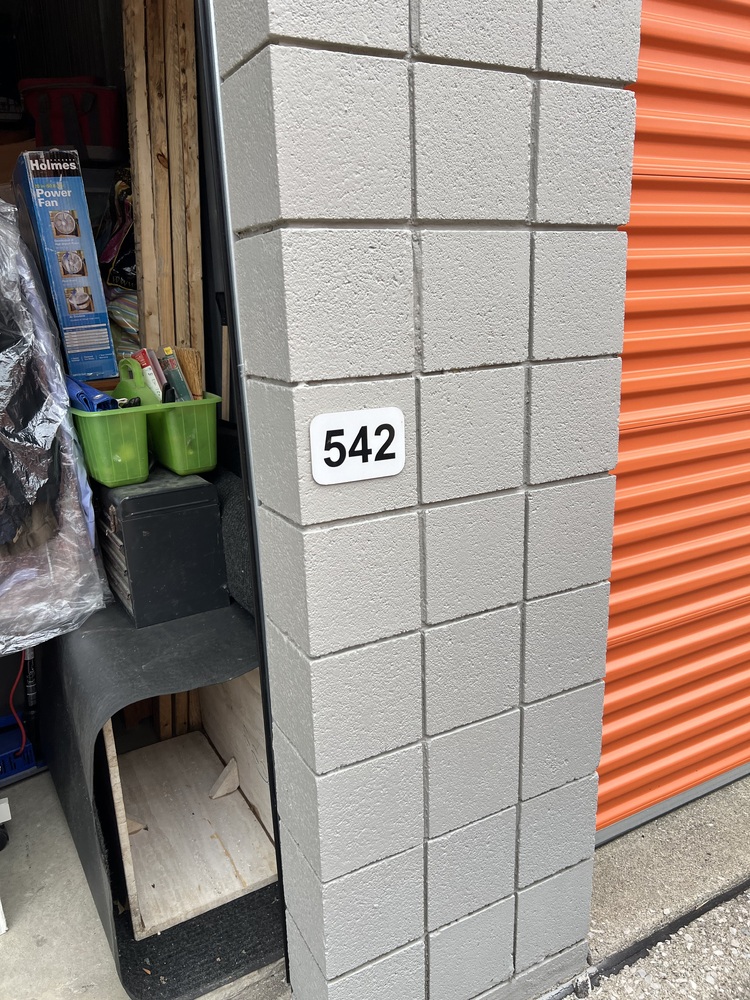 1-800 Stow & Go Self Storage  auction IB-3601 10
