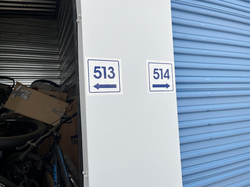 Main Yard  auction IB-7689