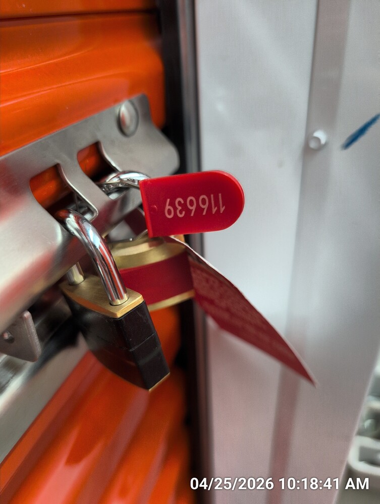 Storage of Barton St  auction IB-5727 20