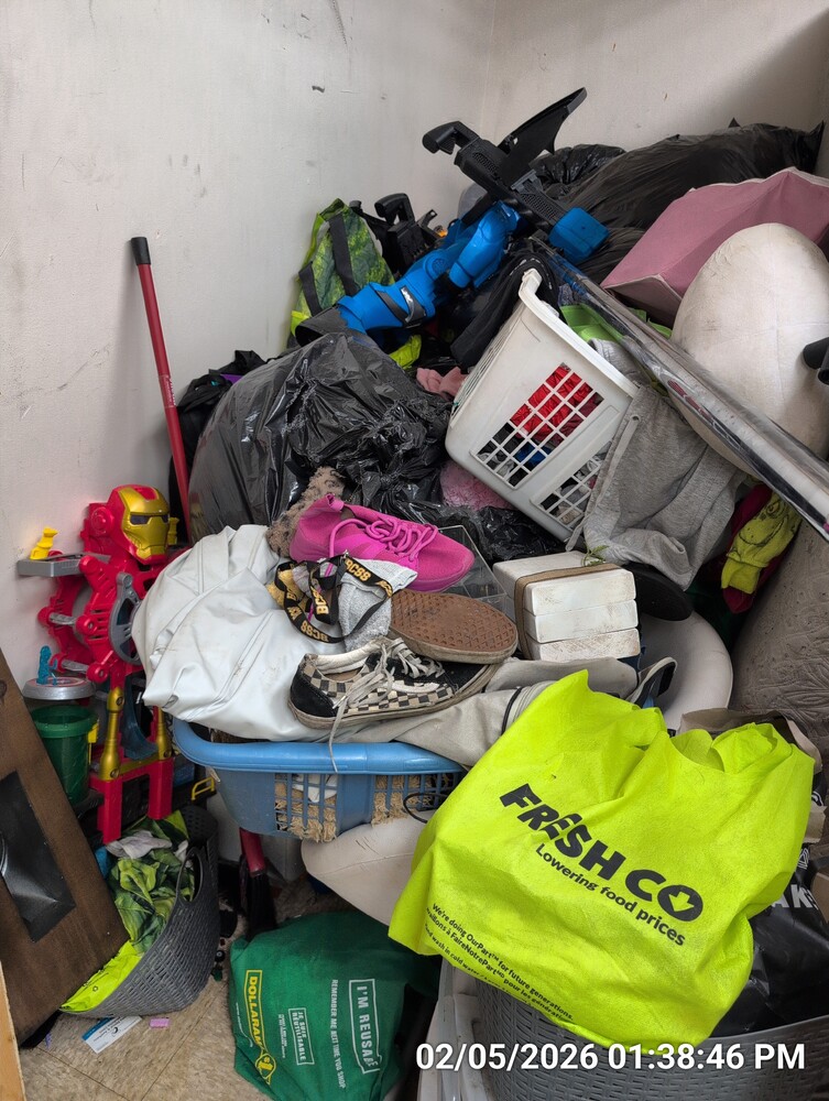 Storage of Barton St  auction IB-9602 40