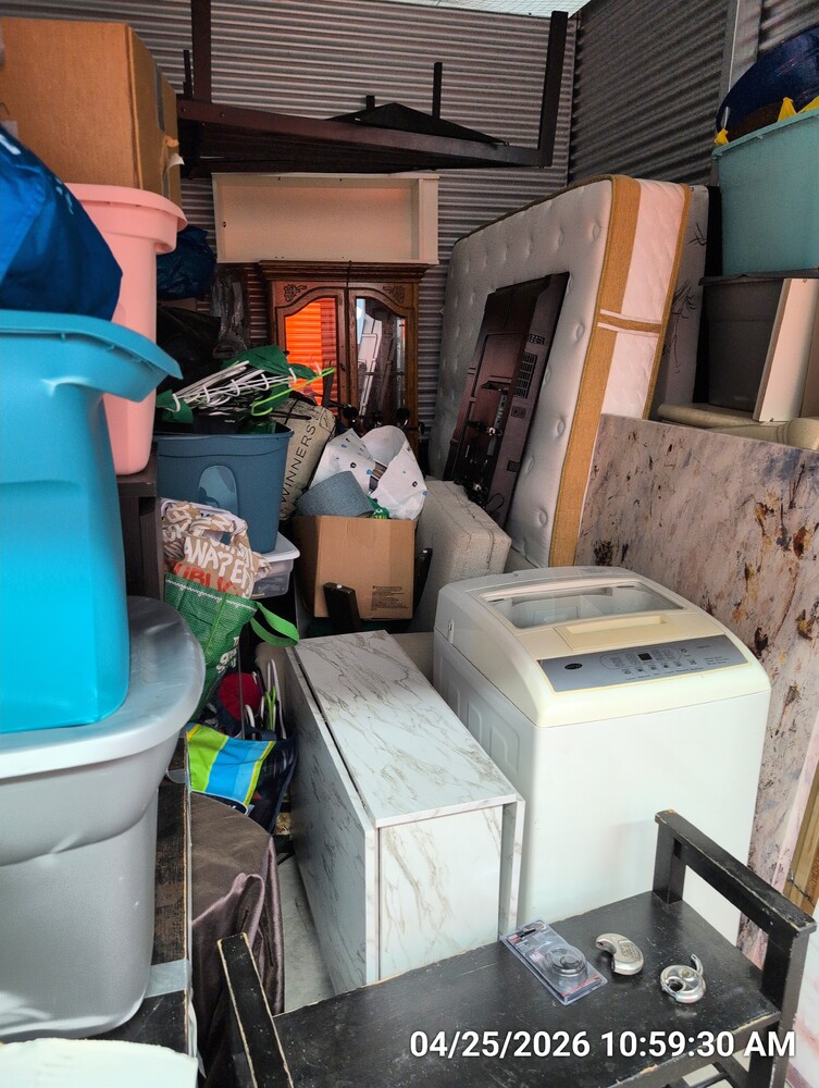 Storage of Stoney Creek  auction IB-6221 20