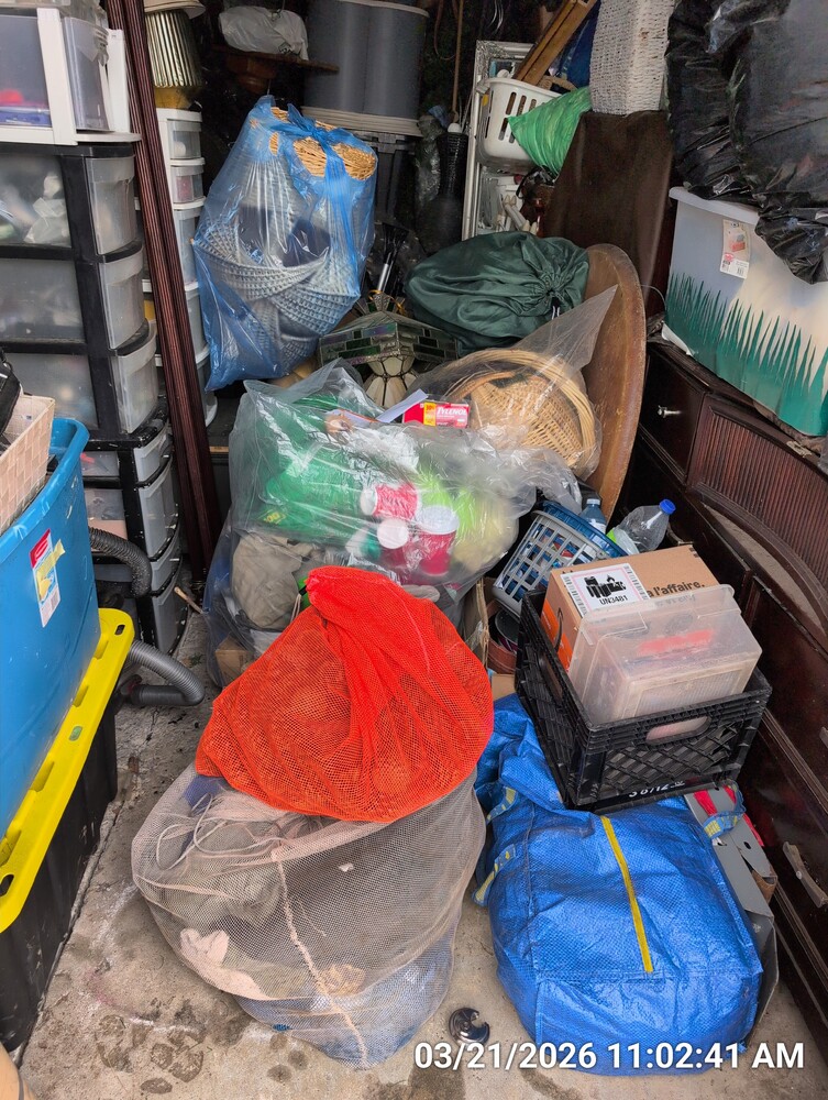 Storage of Stoney Creek  auction IB-2342 80